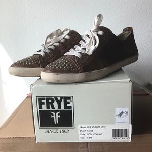 Frye Kira Studded low size 8.5M